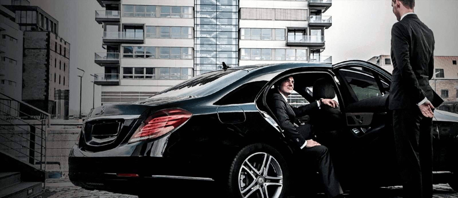 Black Car Service in Chicago: Guide to Luxurious Transportation