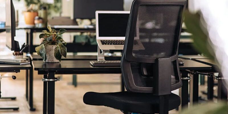 ergonomic office chairs image