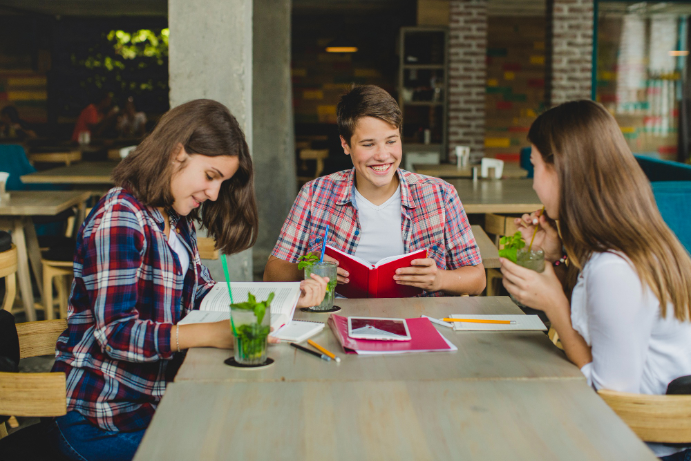 7 Ways to Make Friends and Build a Social Network in Sydney
