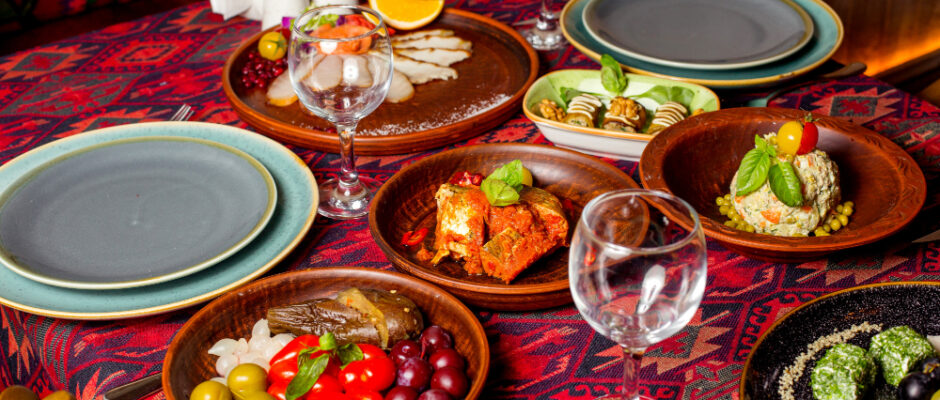 Melamine dinner set price in pakistan