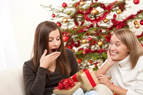 Christmas Gifts for Sister-in-Law: Unique Ideas to Make Her Holiday Special