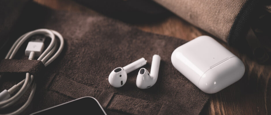 Earbuds