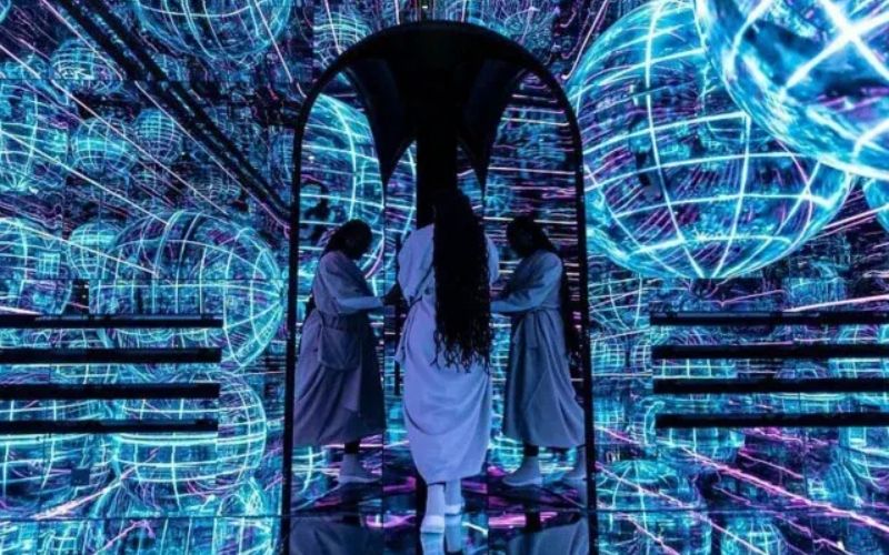 Top 5 Must-See Shows at Aya Universe Dubai