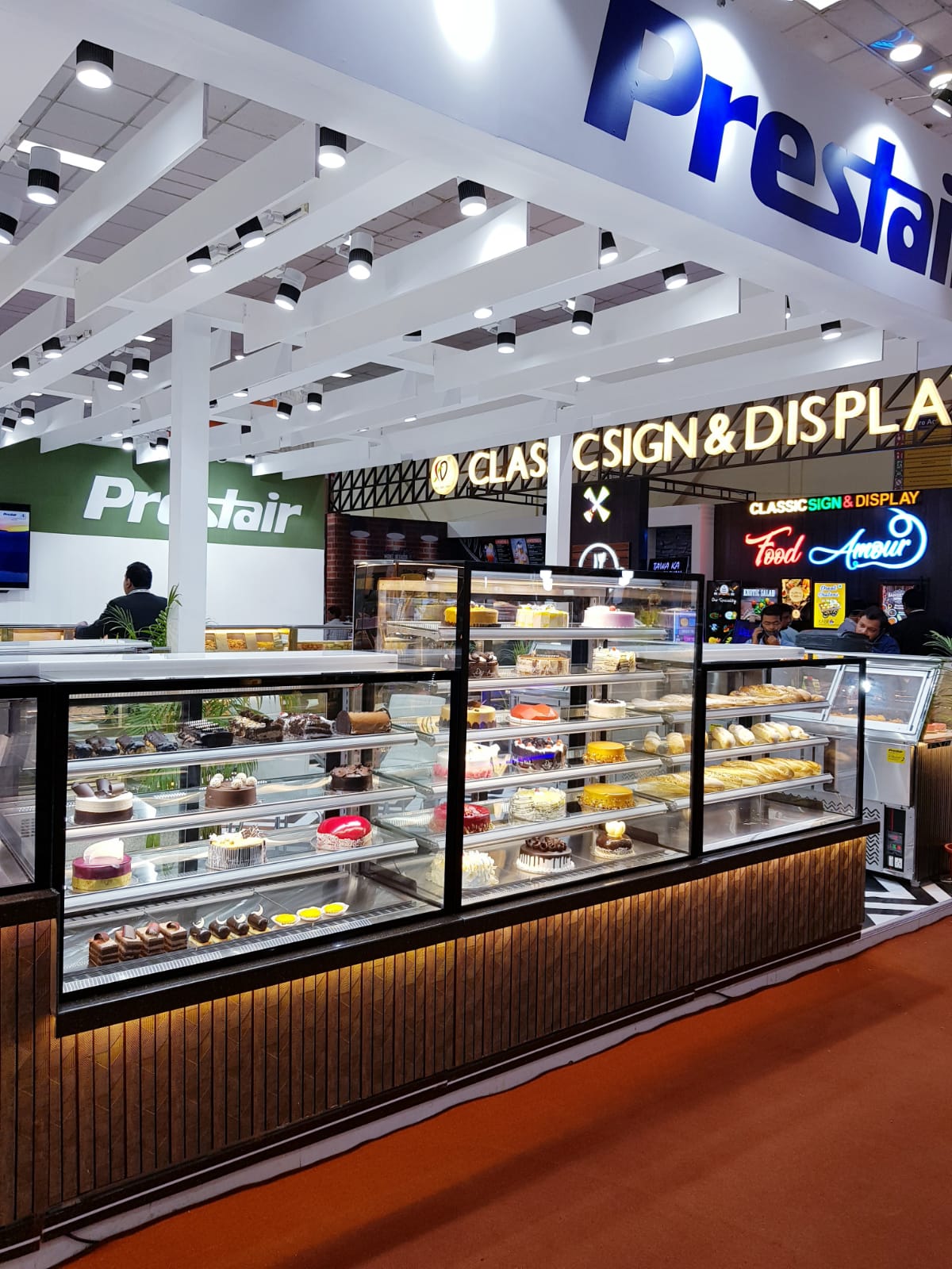 Corporate Office Interior Design: Tailoring Spaces to Reflect Brand Identity