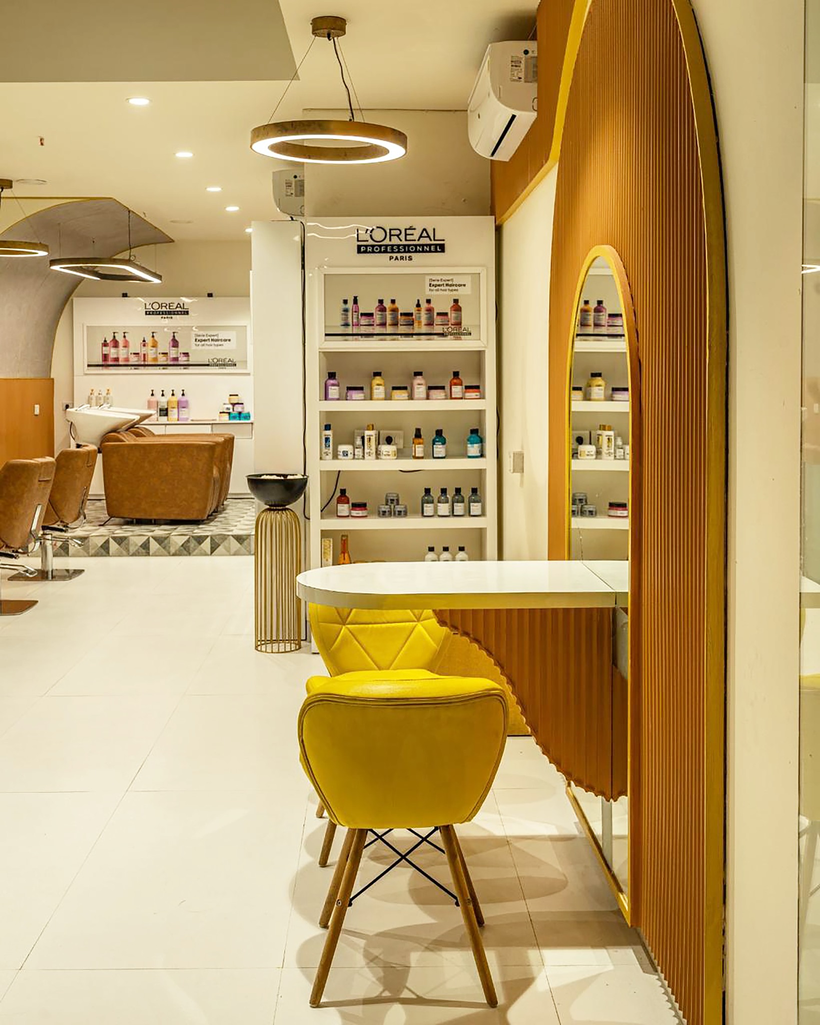 Best Salon Franchise: Smart Salon