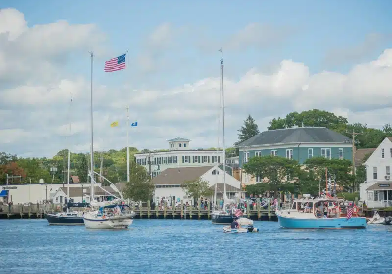 best seafood in mystic ct