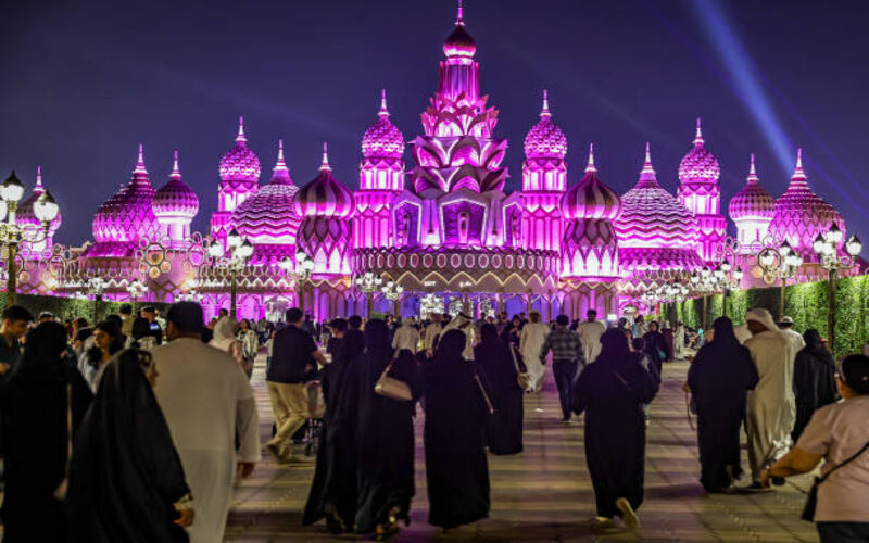 A Guide to Shopping and Dining at Dubai Global Village