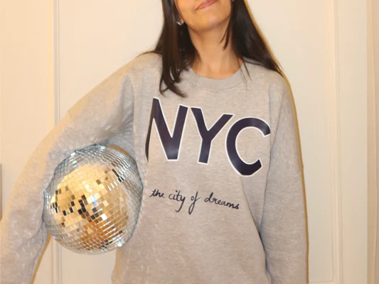 grey colour sweatshirt