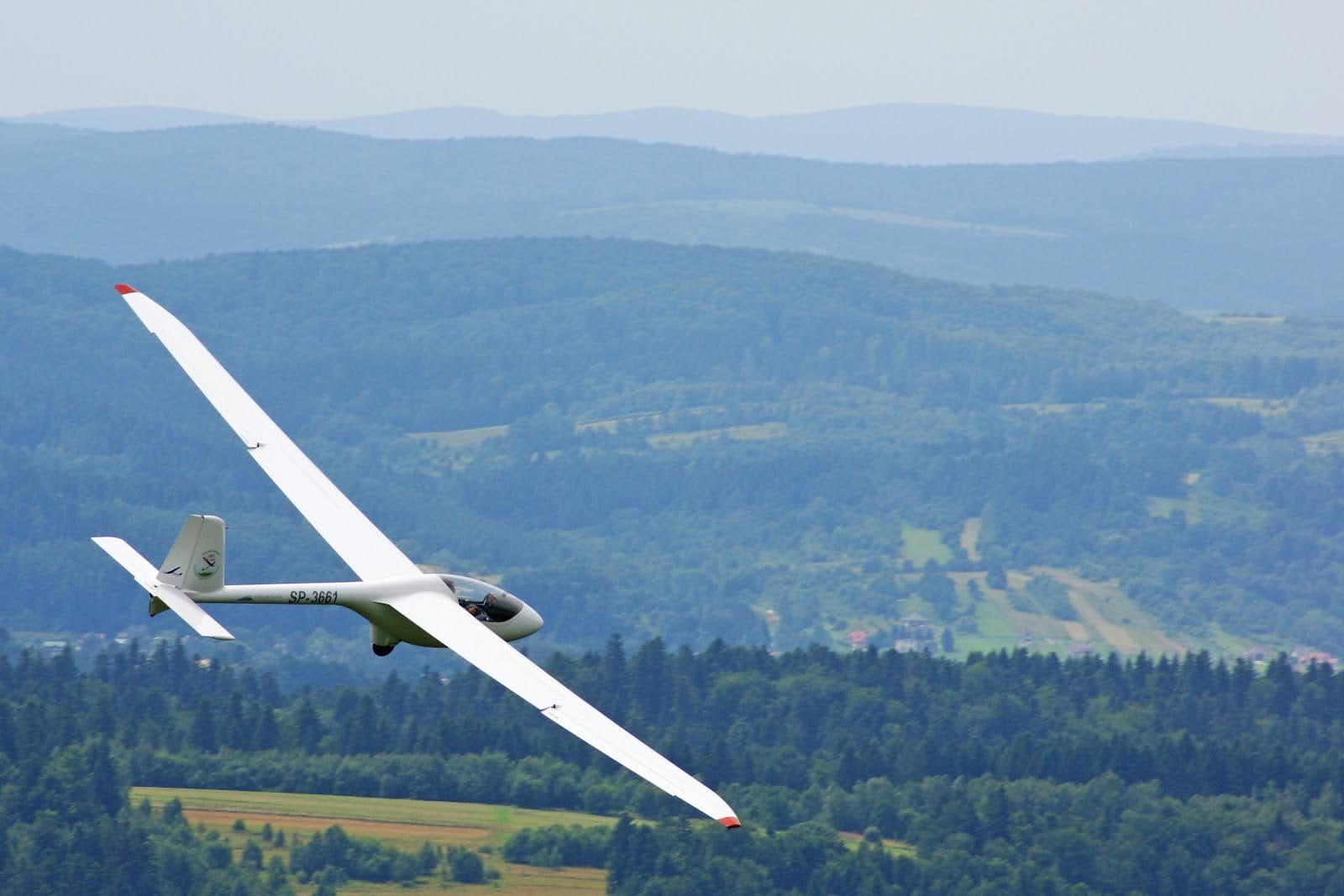 Mastering the Skies: The Enigma of Glider Flight Unveiled