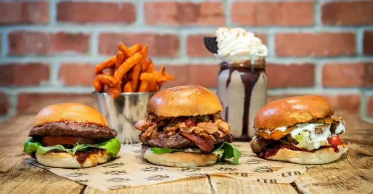 burgers restaurants near me