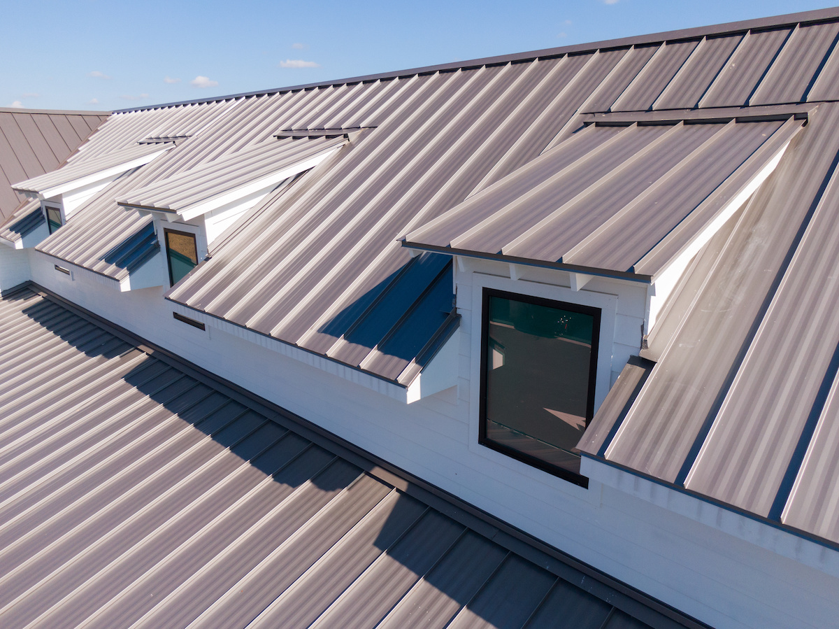 Top Roofing Trends for Orange County Homes in 2025