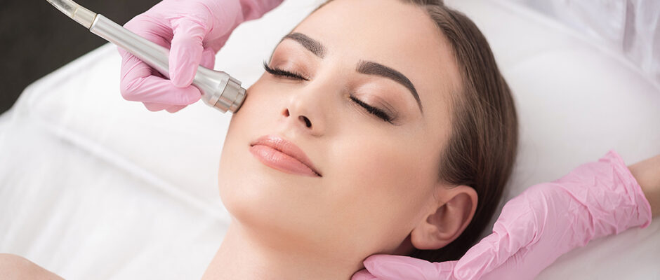 cosmetologist in juhu
