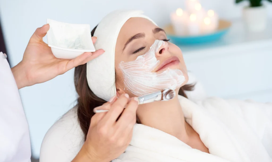 Does Your Age Affect Which Facial Is Good?