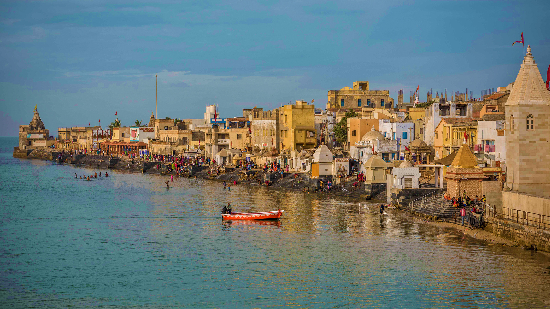 Exploring the Mythological History of Dwarka