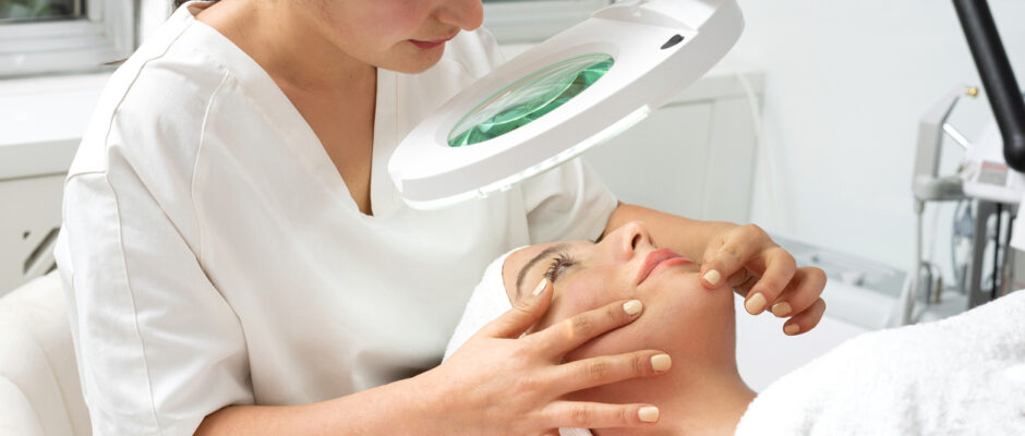 How to Know If You Need a Dermatologist
