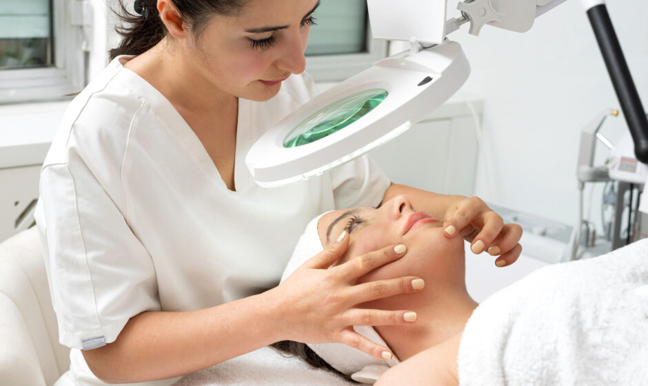 How to Know If You Need a Dermatologist