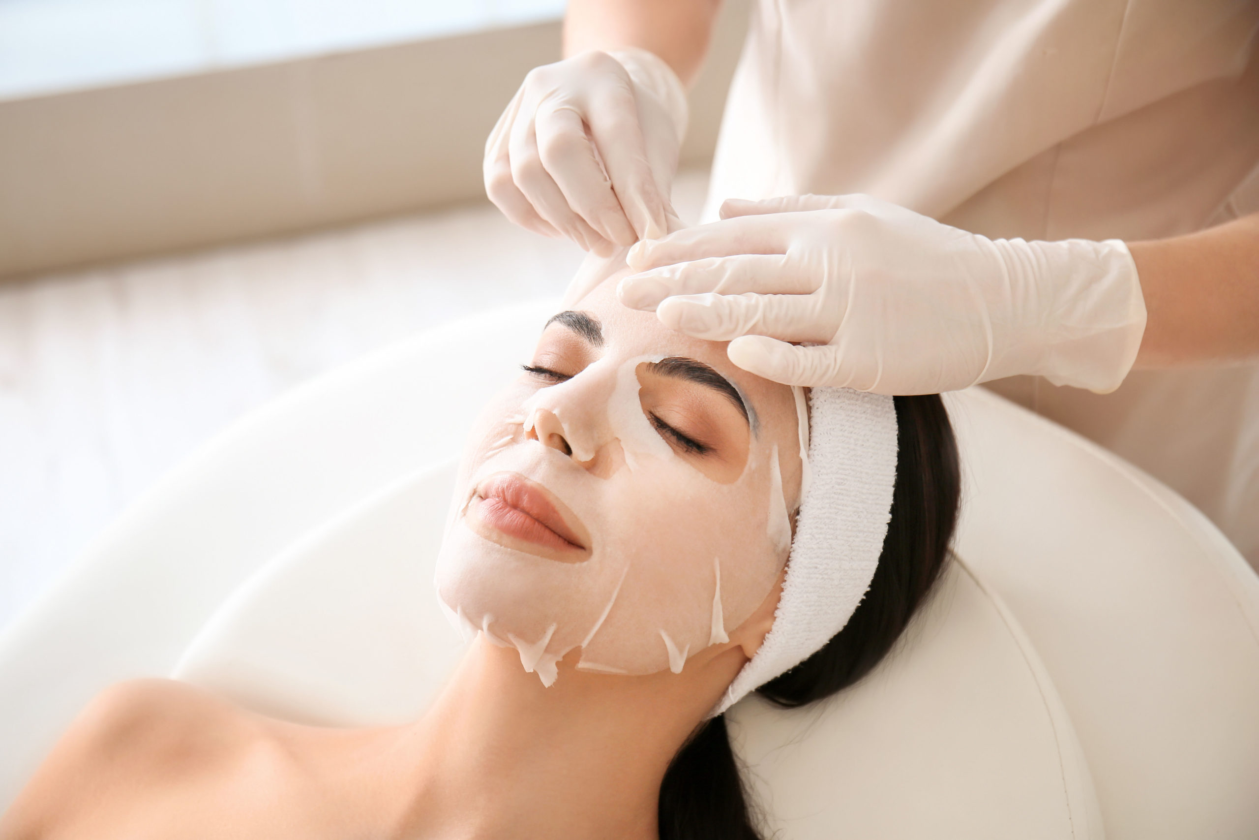 Best Skin Treatment for Glowing Skin By Sakhiya Skin Clinic