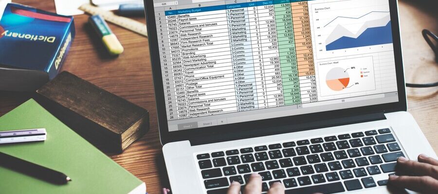 Smart Pay: Streamlining UAE Payroll with HR Tech